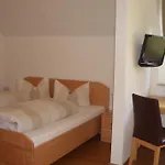 Gaestehaus Weberskirch Guest house Ernst