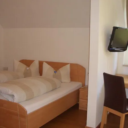 Gaestehaus Weberskirch Guest house Ernst